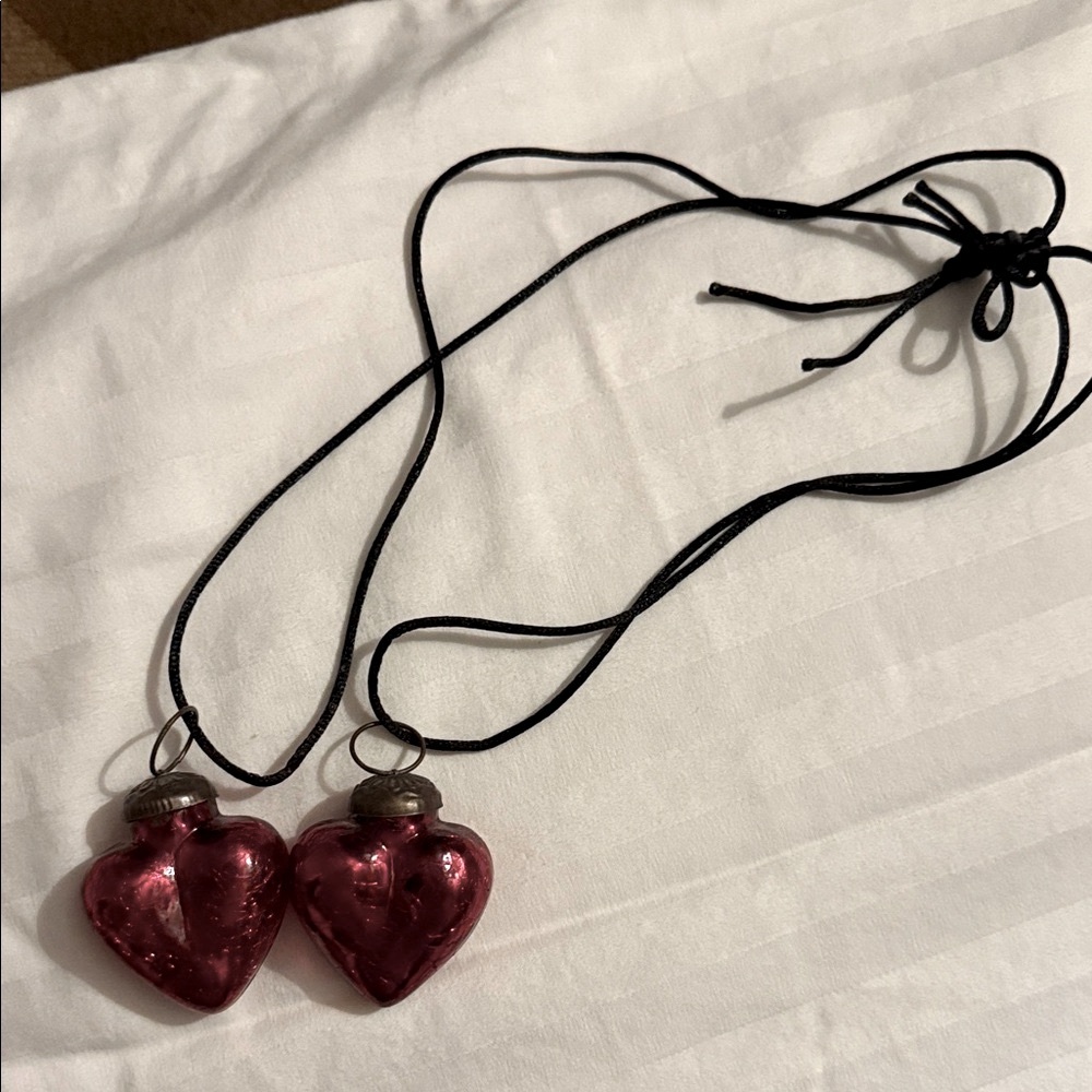 Chic 2 Candy Apple Red Hearts  Pendant Necklace with Black Cord